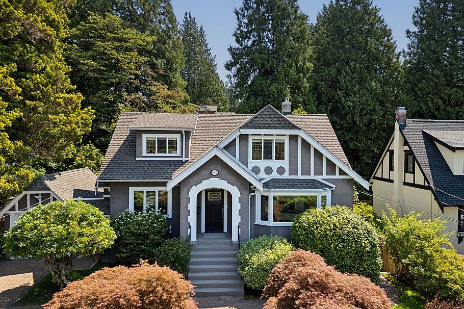 5808 Olympic Street Vancouver, BC - 2