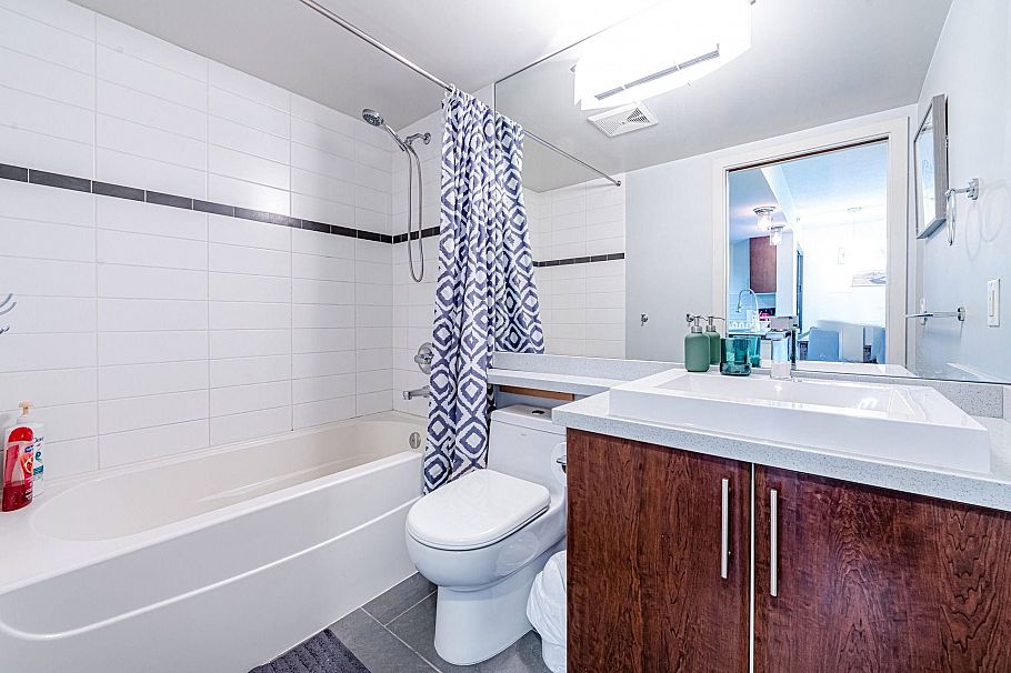 2209 58 Keefer Place Vancouver, BC - 18