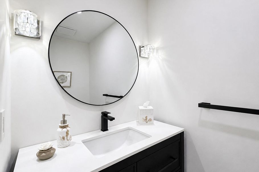 1741 Rufus Drive North Vancouver, BC - 10