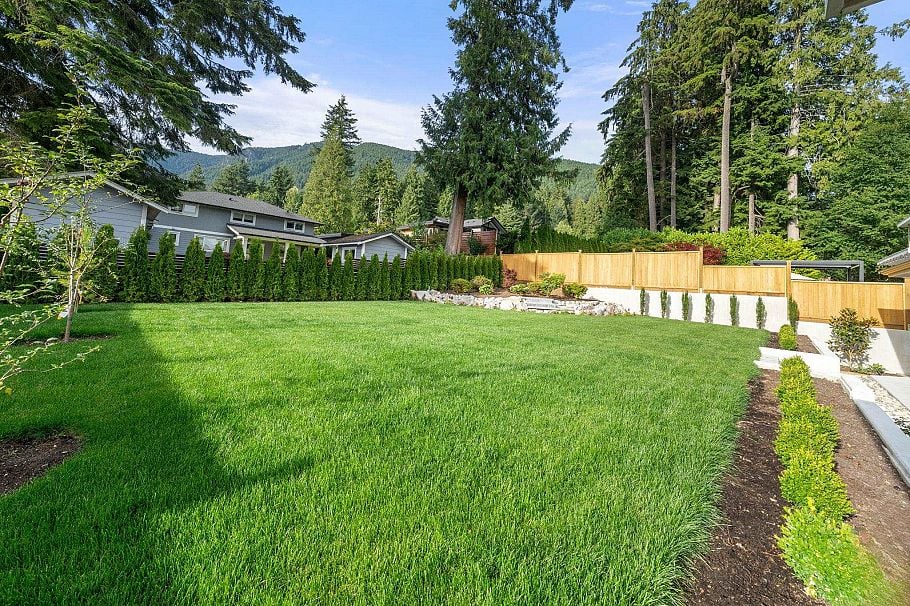 944 Clements Avenue North Vancouver, BC - 7