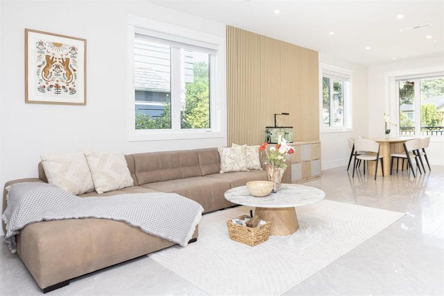 1470 W 57th Avenue Vancouver, BC - 3