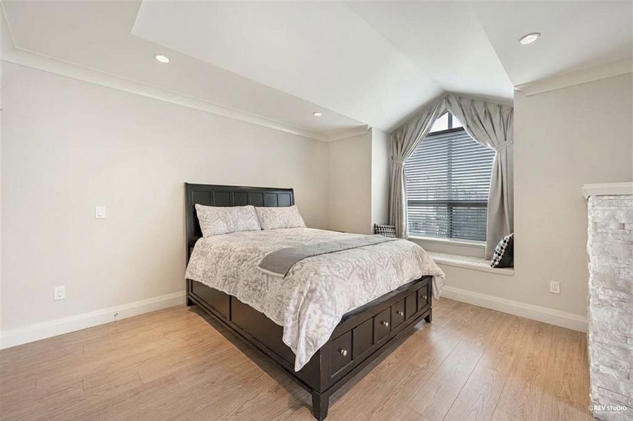 1436 Bewicke Avenue North Vancouver, BC - 14