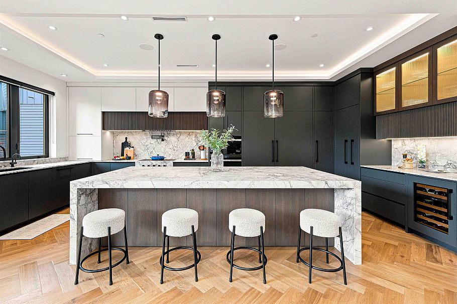 264 E 17th Avenue Vancouver, BC - 8