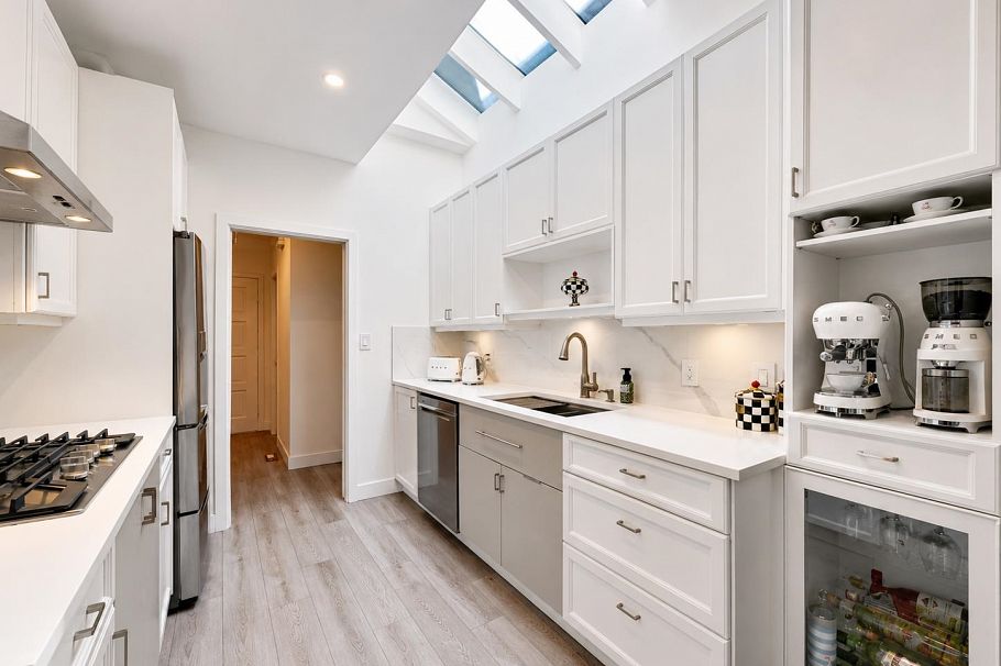 1741 Rufus Drive North Vancouver, BC - 4