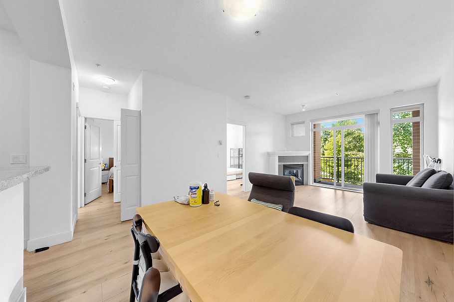319 2250 Wesbrook Mall Vancouver, BC - 10