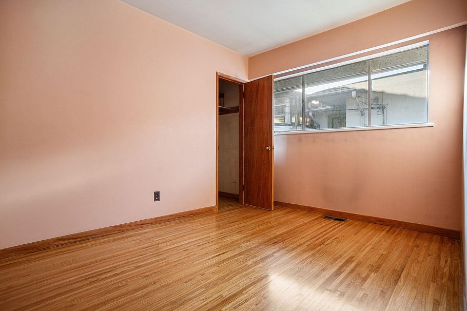 925 Nanaimo Street Vancouver, BC - 22