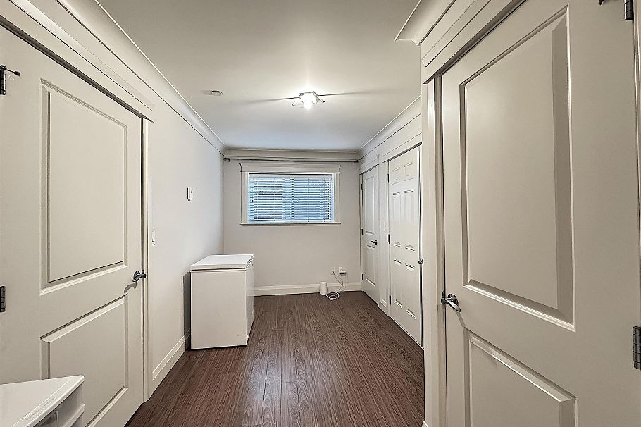 1436 Bewicke Avenue North Vancouver, BC - 22