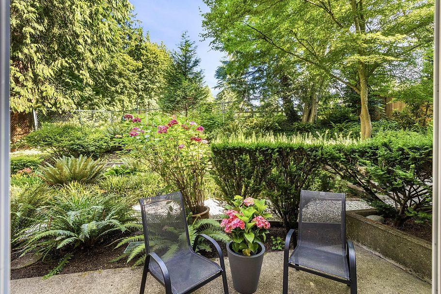 206 678 W Queens Road North Vancouver, BC - 26