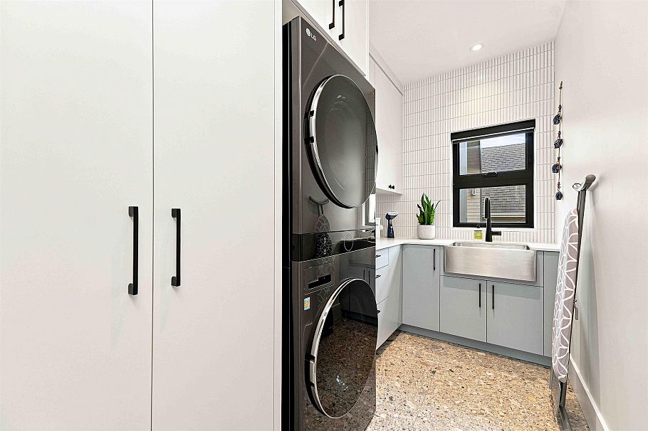 264 E 17th Avenue Vancouver, BC - 22