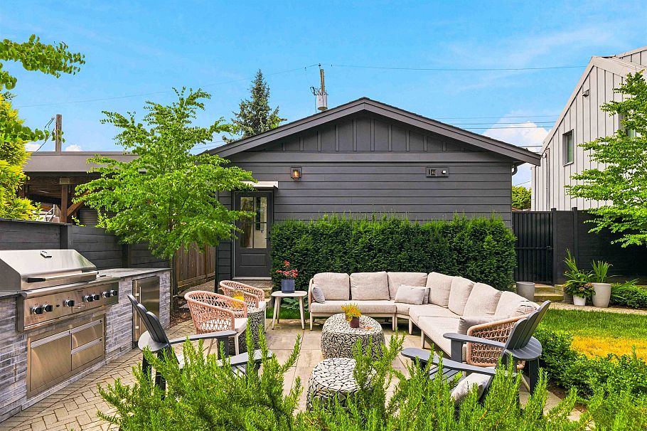 264 E 17th Avenue Vancouver, BC - 28