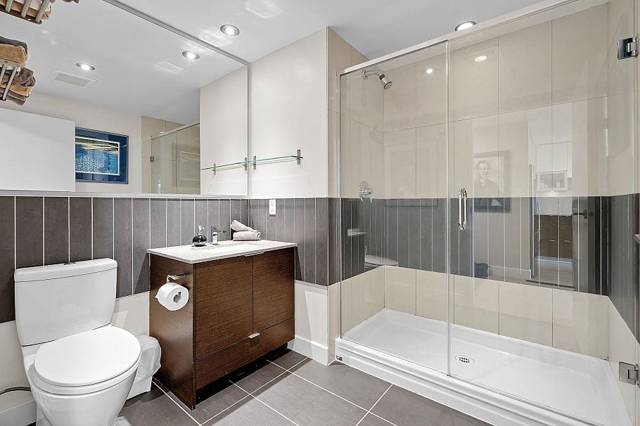 907 175 West 2nd St Street North Vancouver, BC - 14