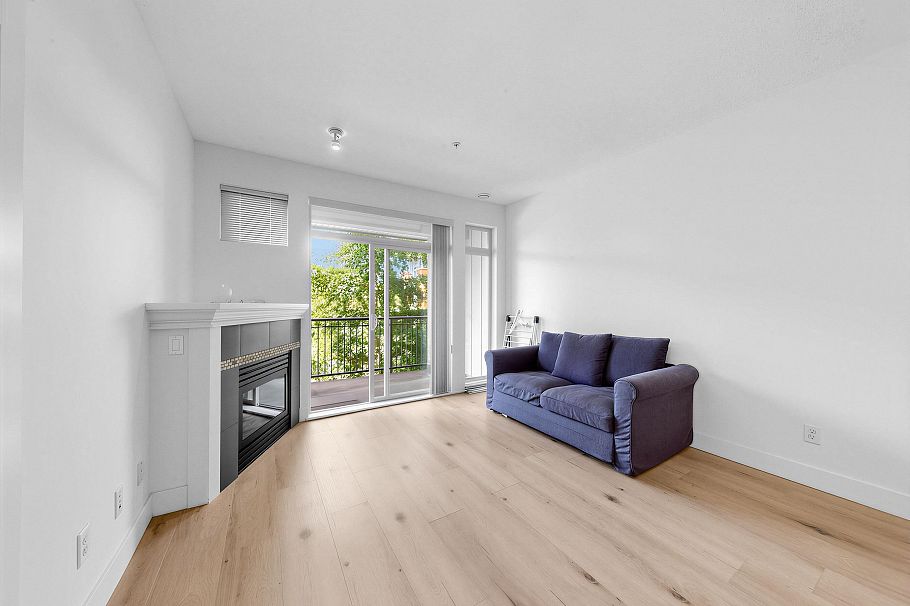 319 2250 Wesbrook Mall Vancouver, BC - 8