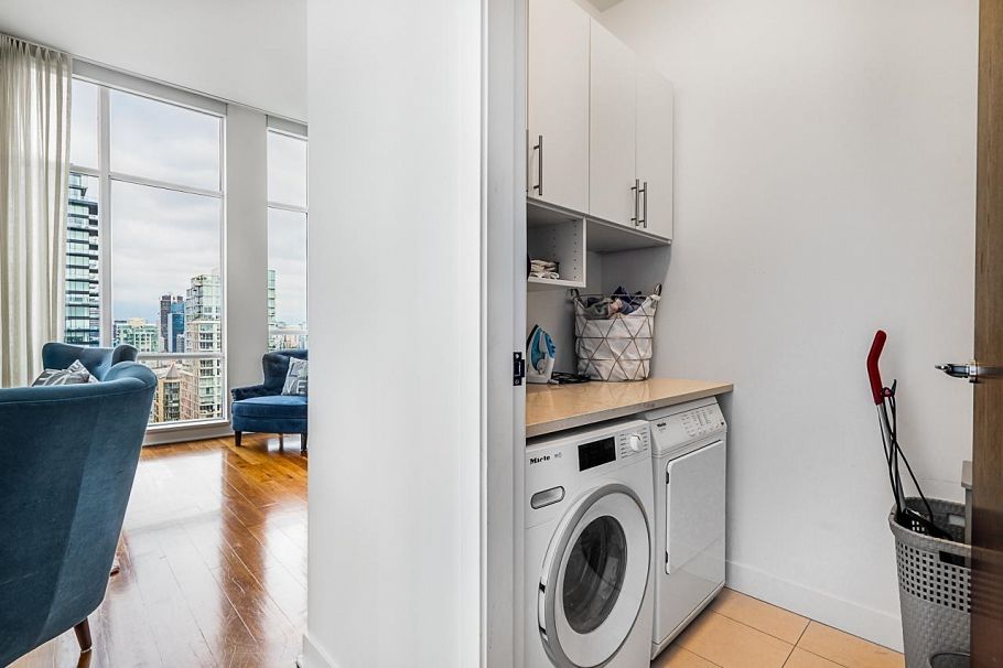 2901 1455 Howe Street Vancouver, BC - 24