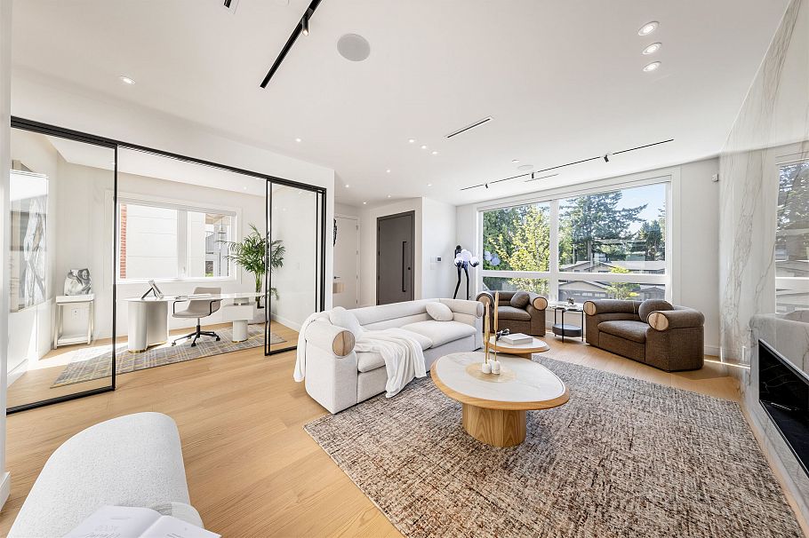 840 E 14th Street North Vancouver, BC - 5