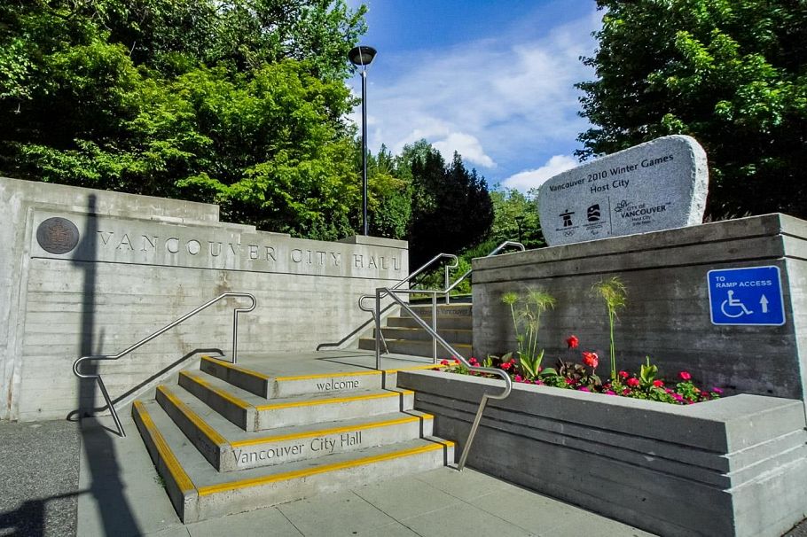 213 36 E 14th Avenue Vancouver, BC - 25