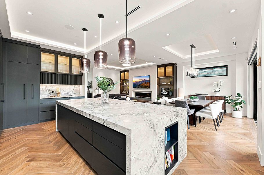 264 E 17th Avenue Vancouver, BC - 10