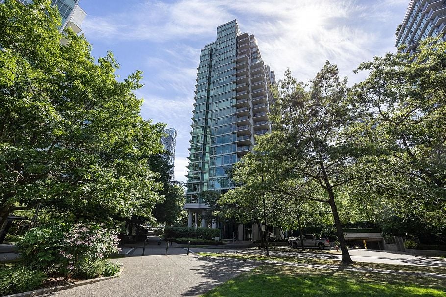 603 1680 Bayshore Drive Vancouver, BC - 23