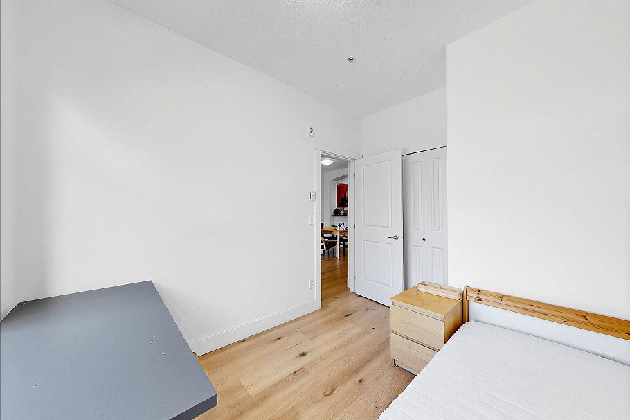 319 2250 Wesbrook Mall Vancouver, BC - 23