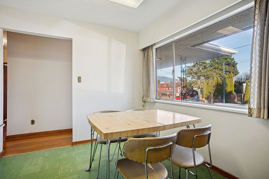 925 Nanaimo Street Vancouver, BC - 12