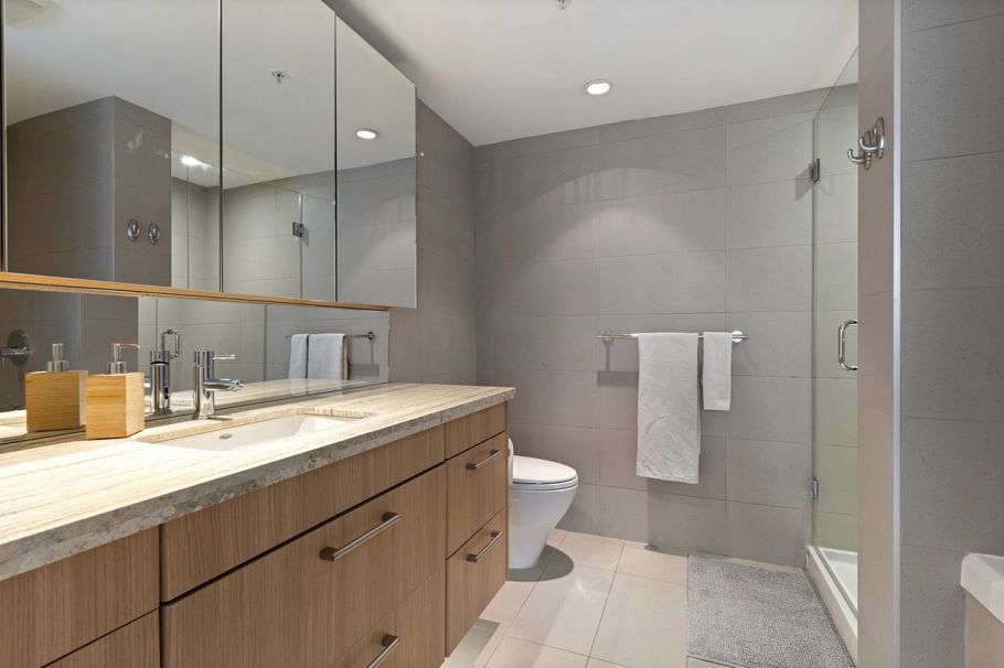 128 W 1st Avenue Vancouver, BC - 19