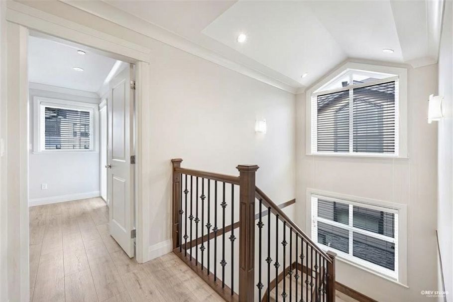 1436 Bewicke Avenue North Vancouver, BC - 13