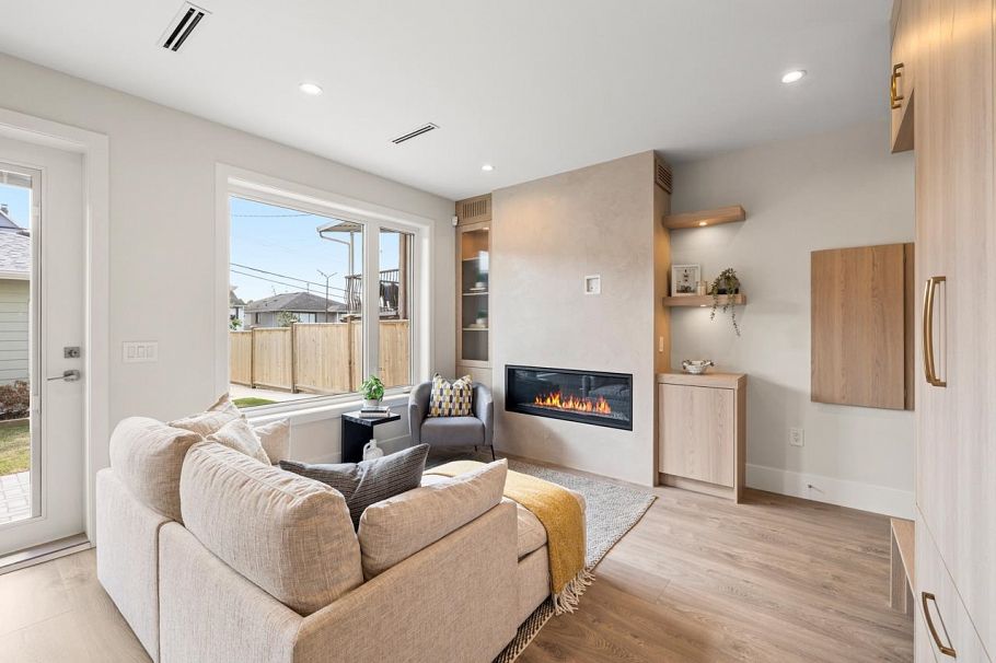 2 2528 Turner Street Vancouver, BC - 5
