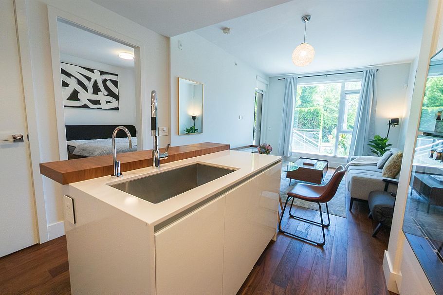 105 375 W 59th Avenue Vancouver, BC - 25