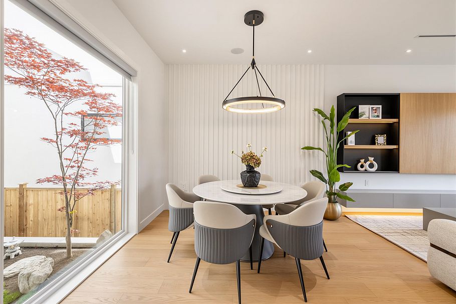 840 E 14th Street North Vancouver, BC - 15