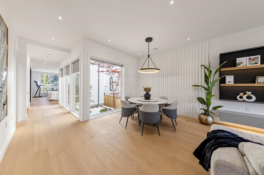 840 E 14th Street North Vancouver, BC - 12
