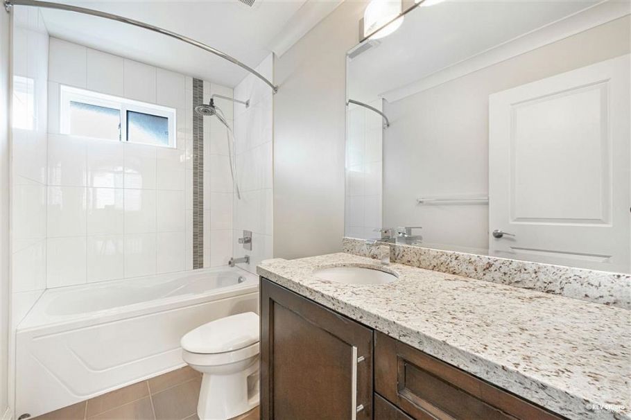 1436 Bewicke Avenue North Vancouver, BC - 21