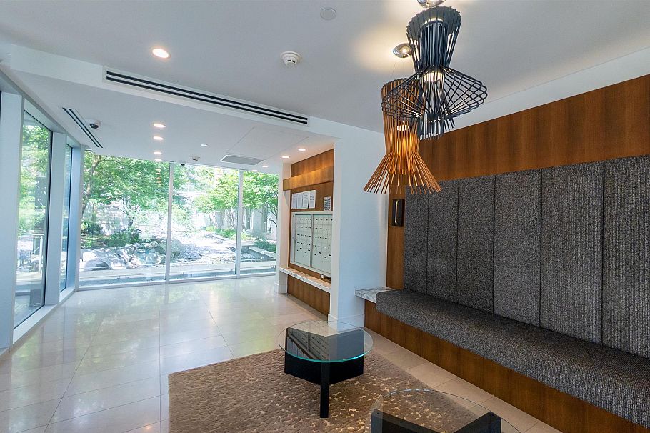 105 375 W 59th Avenue Vancouver, BC - 26
