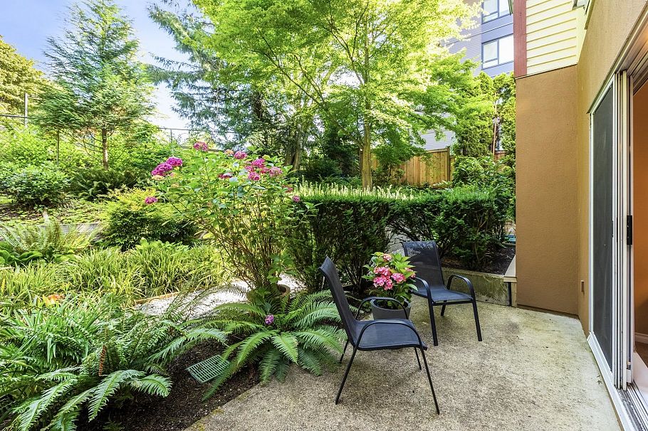 206 678 W Queens Road North Vancouver, BC - 27