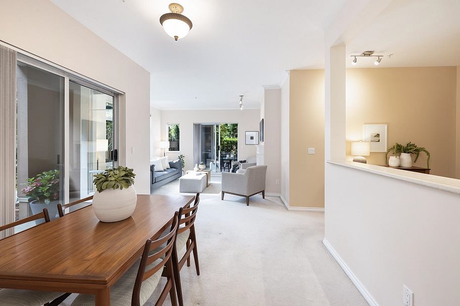206 678 W Queens Road North Vancouver, BC - 15