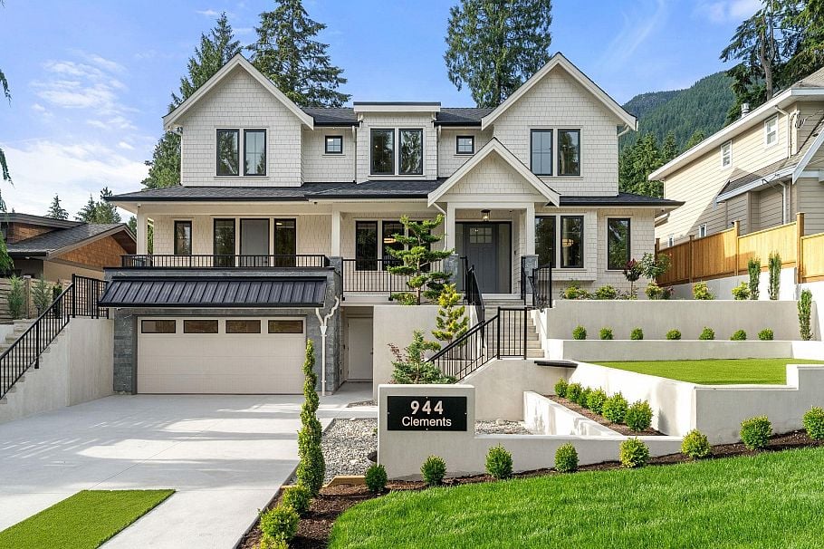 944 Clements Avenue North Vancouver, BC - 6