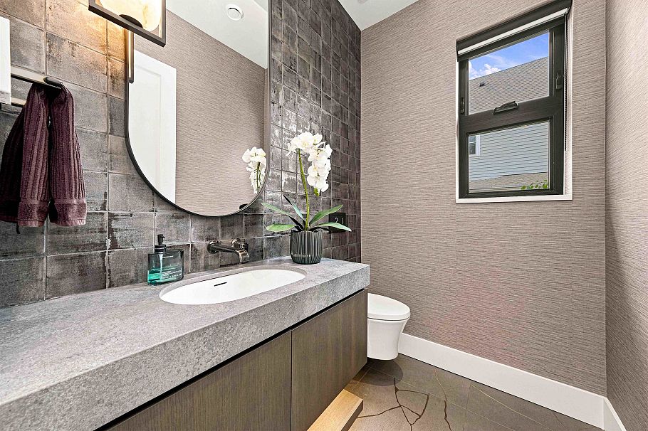 264 E 17th Avenue Vancouver, BC - 12