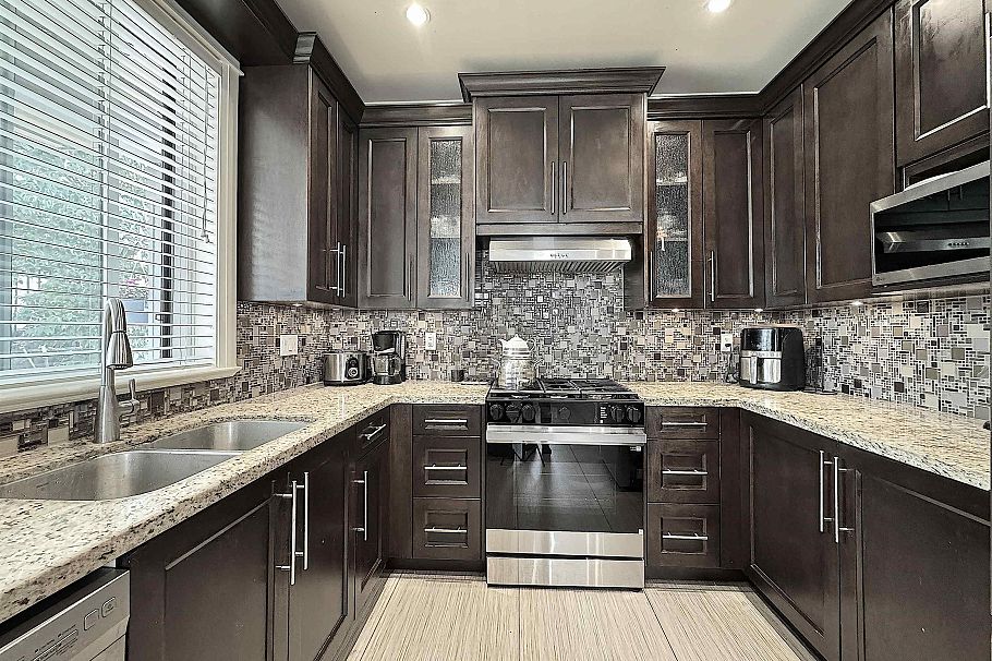 1436 Bewicke Avenue North Vancouver, BC - 6