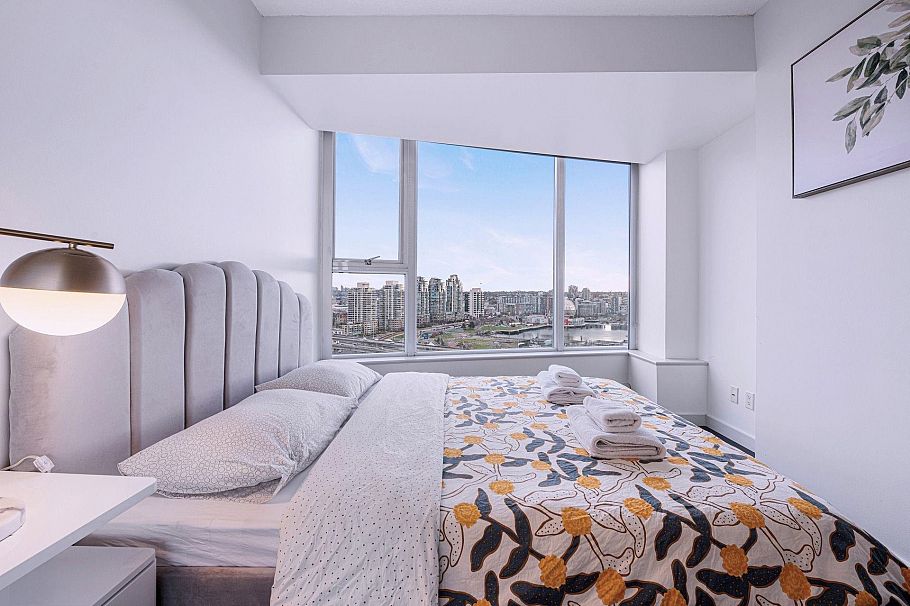 2209 58 Keefer Place Vancouver, BC - 16