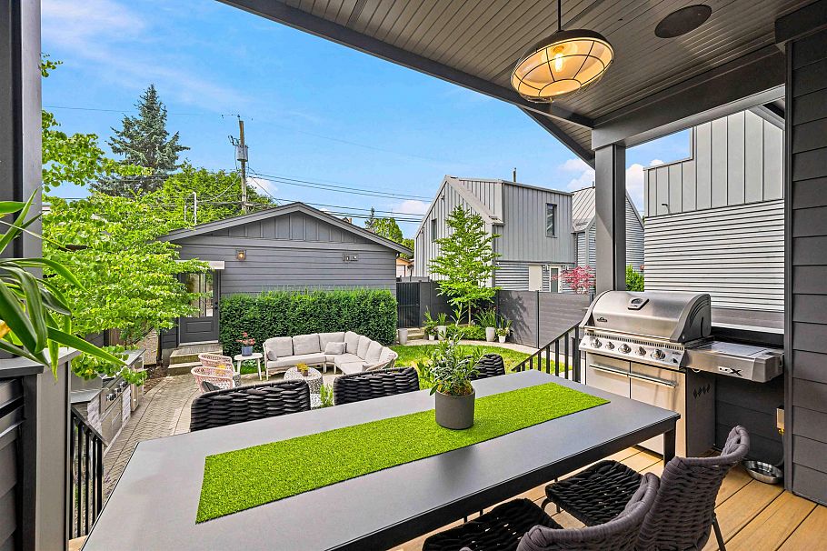 264 E 17th Avenue Vancouver, BC - 27