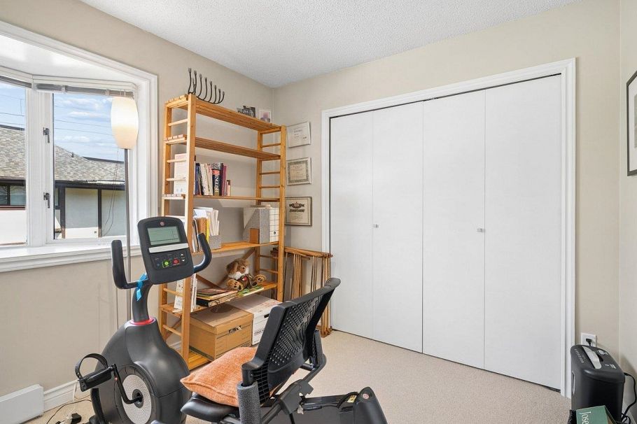 2419 W 1st Avenue Vancouver, BC - 16