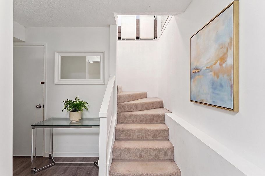 1949 Mahon Avenue North Vancouver, BC - 7