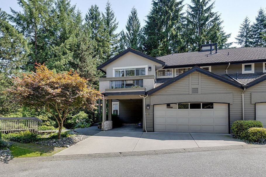 20 1900 Indian River Crescent North Vancouver, BC - 1