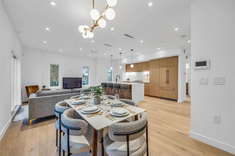 1016 W 52nd Avenue Vancouver, BC - 6