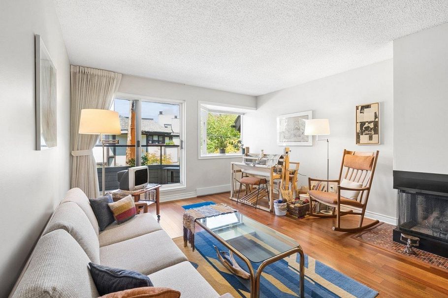 2419 W 1st Avenue Vancouver, BC - 12