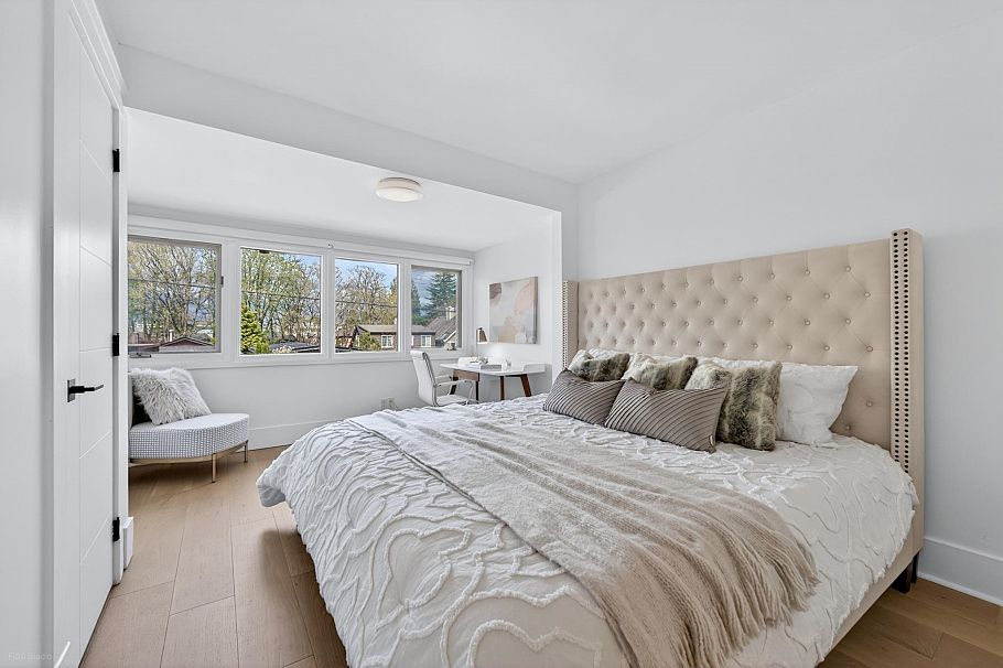4377 W 12th Avenue Vancouver, BC - 22