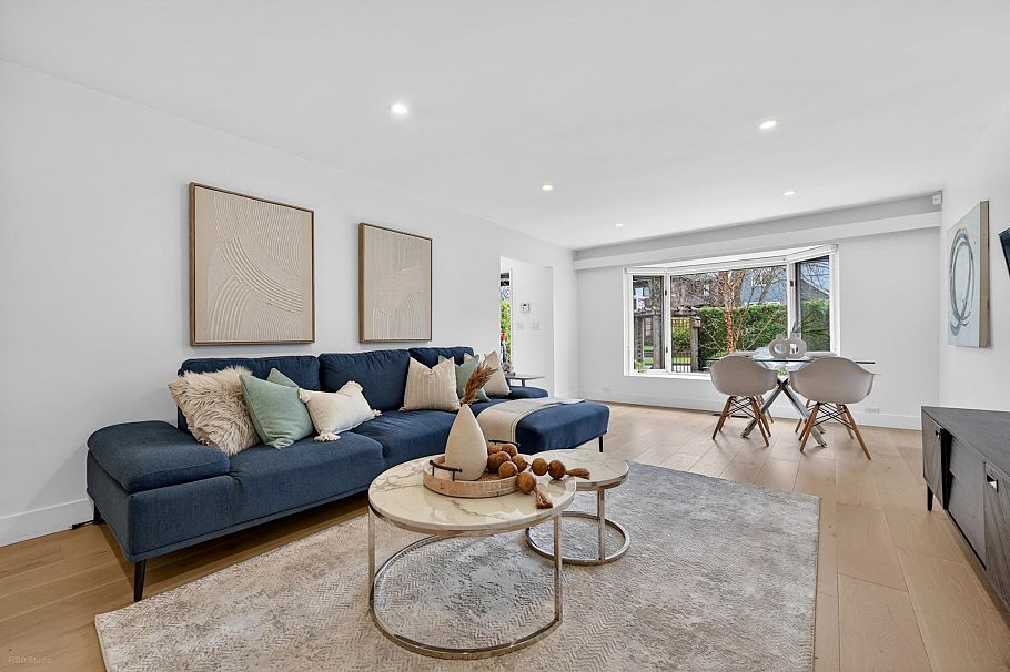 4377 W 12th Avenue Vancouver, BC - 9