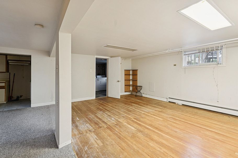 1830 W 33rd Avenue Vancouver, BC - 18