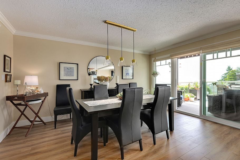 3821 Lonsdale Avenue North Vancouver, BC - 10