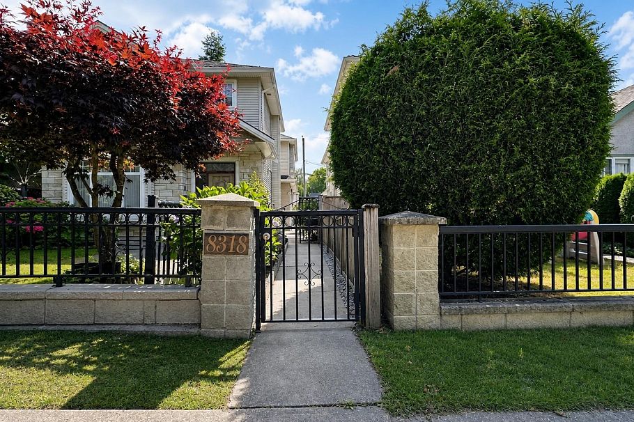 8318 Fremlin Street Vancouver, BC - 1