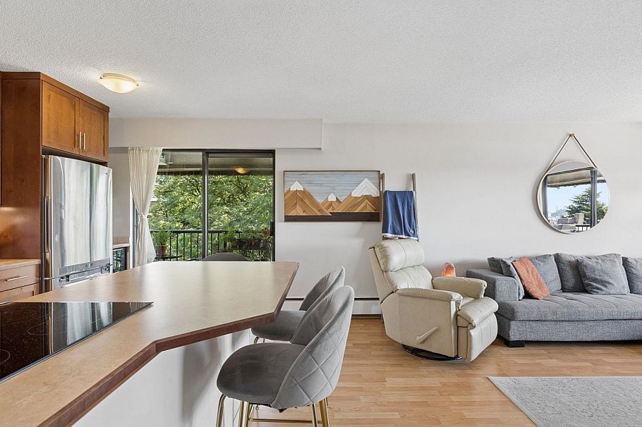 304 252 W 2nd Street North Vancouver, BC - 12