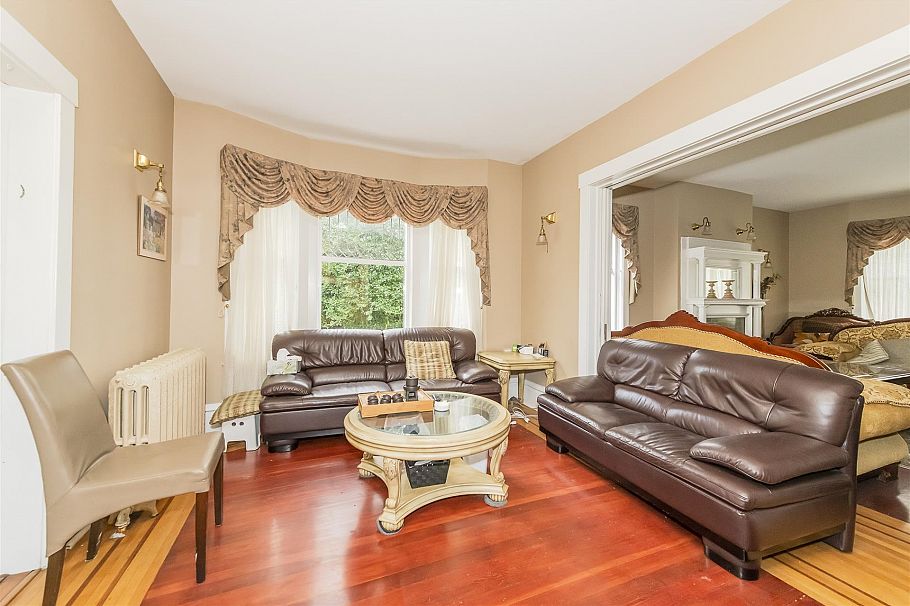 1453 Laurier Avenue Vancouver, BC - 18